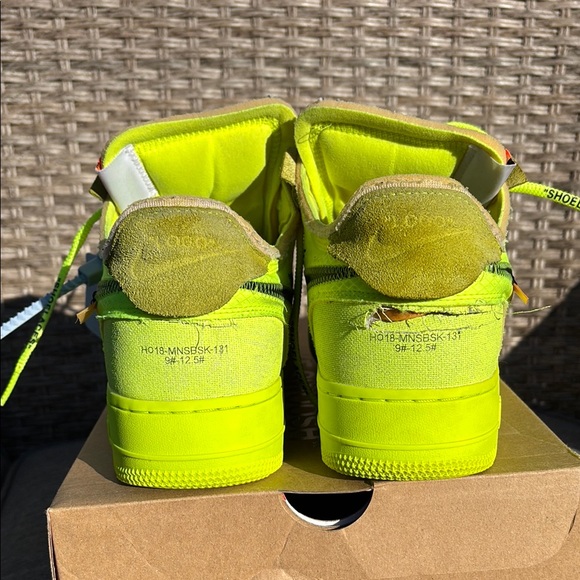 Nike Off-White Air Force 1 Low Volt size 11 - Picture 16 of 16